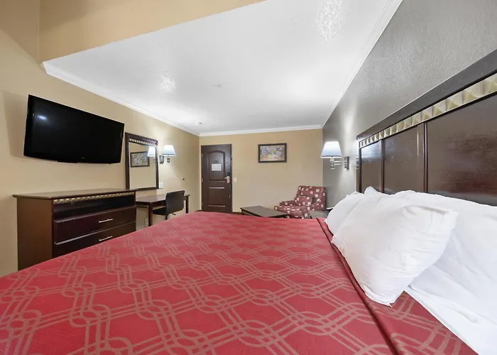 Econo Lodge Inn & Suites Fallbrook Downtown